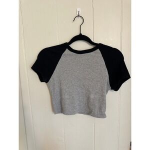 Baby tee Grey and Black Ribbed Raglan Crop Top Short Sleeve Baseball Tee
